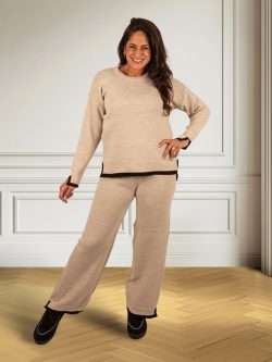 Beige comfy pak bies