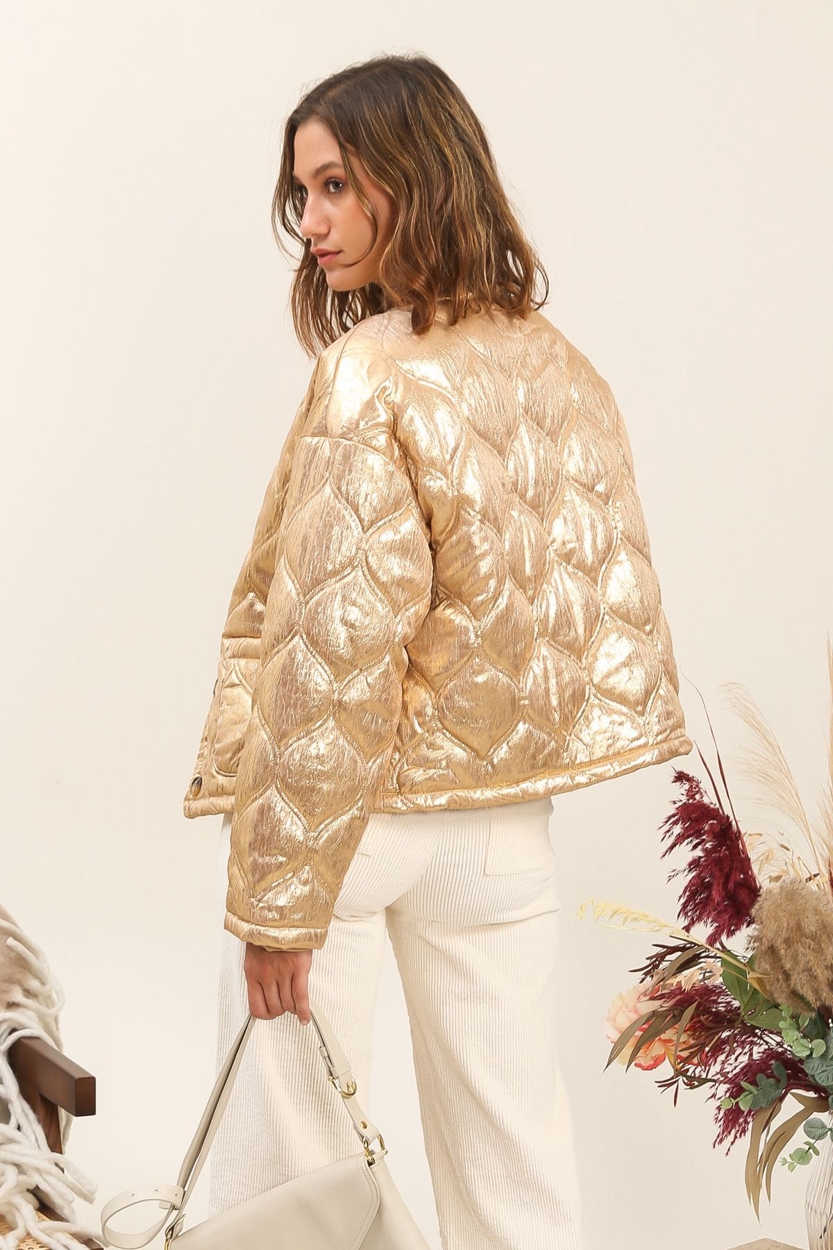 Gewatteerde goudkleurige jasje Inspiration Studio - Afbeelding 3