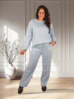 Lichtblauw joggingpak met lange mouw van El-Vita