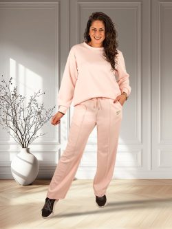 Lichtroze joggingpak met lange mouw van El-Vita
