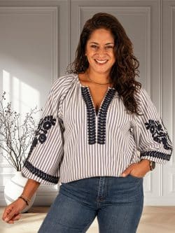 Blauw/ecru gestreepte blouse borduur van Millenium