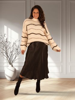 Zwarte satijnen rok van New Collection