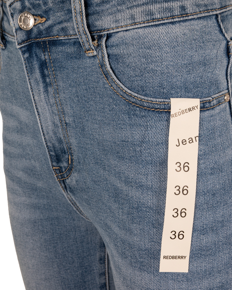 Light blue high waist mom jeans van Redberry - Afbeelding 8