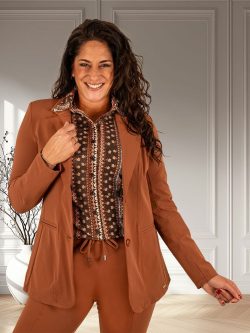 Caramel halflange travelstof blazer van Mi Piace