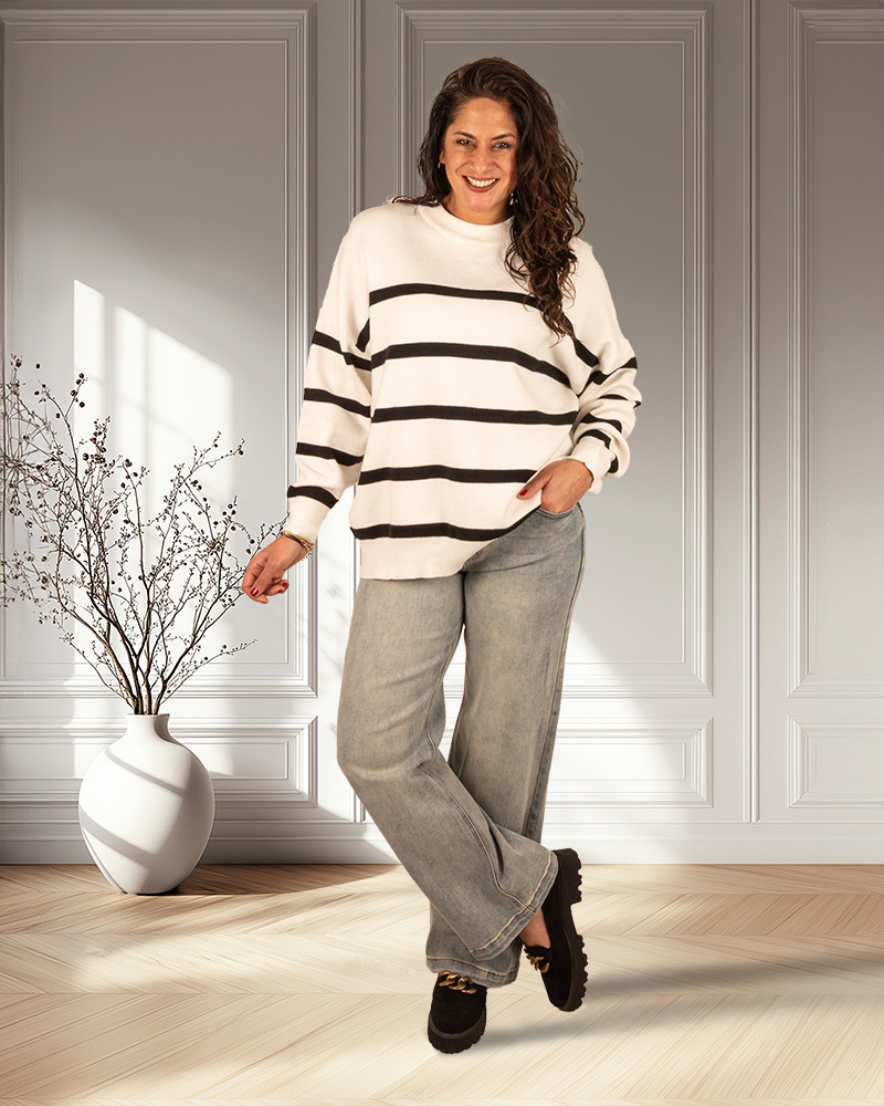 Ecru/zwart trui van Moocci - Afbeelding 2