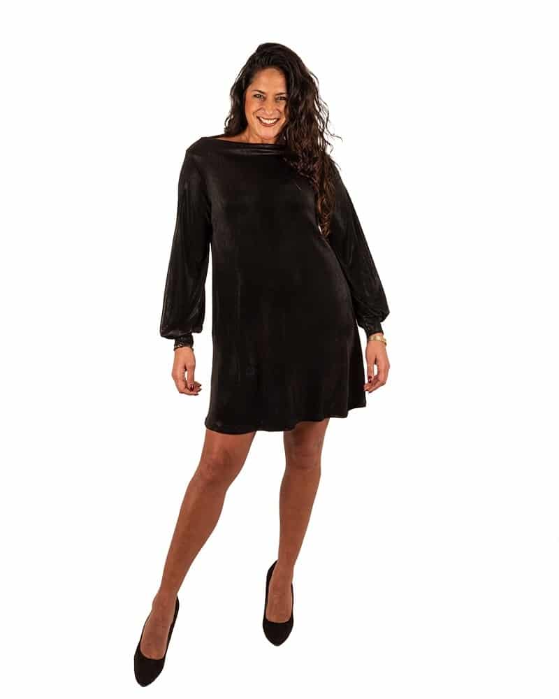 Zwart glanzen jurkje met boothals van El-Vita - Afbeelding 4