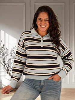 Lichtblauw/donkerblauw/ecru polotrui van Kilky