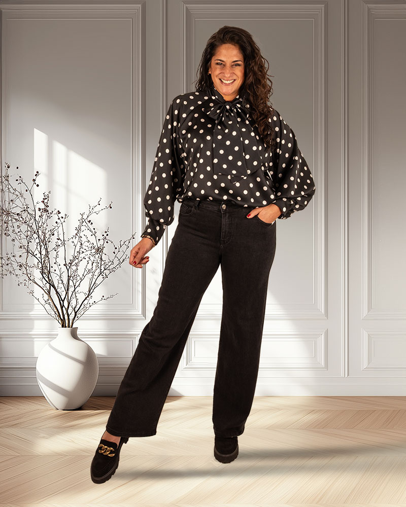 Zwarte wide leg jeans van Hello Miss