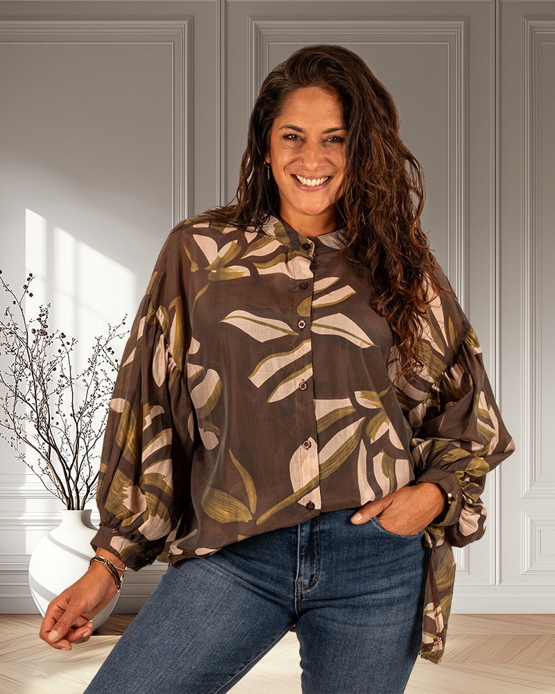 Bruin/groen/beige print blouse  van Lamiar