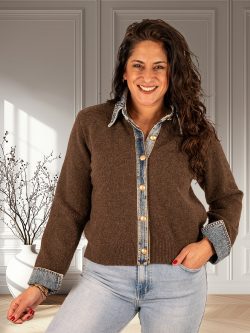 Donkerbruin vest jeans details van Luzabelle