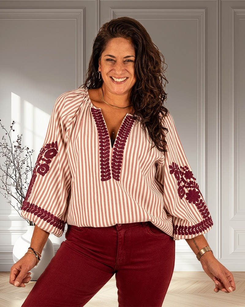 Bordeaux/ecru gestreepte blouse met borduur van Millenium