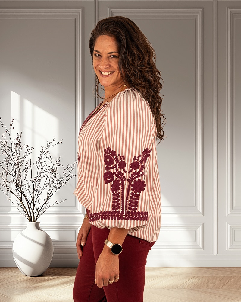 Bordeaux/ecru gestreepte blouse met borduur van Millenium - Afbeelding 3