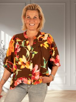 Donkerbruine blouse bloemenprint van Gemma Ricceri
