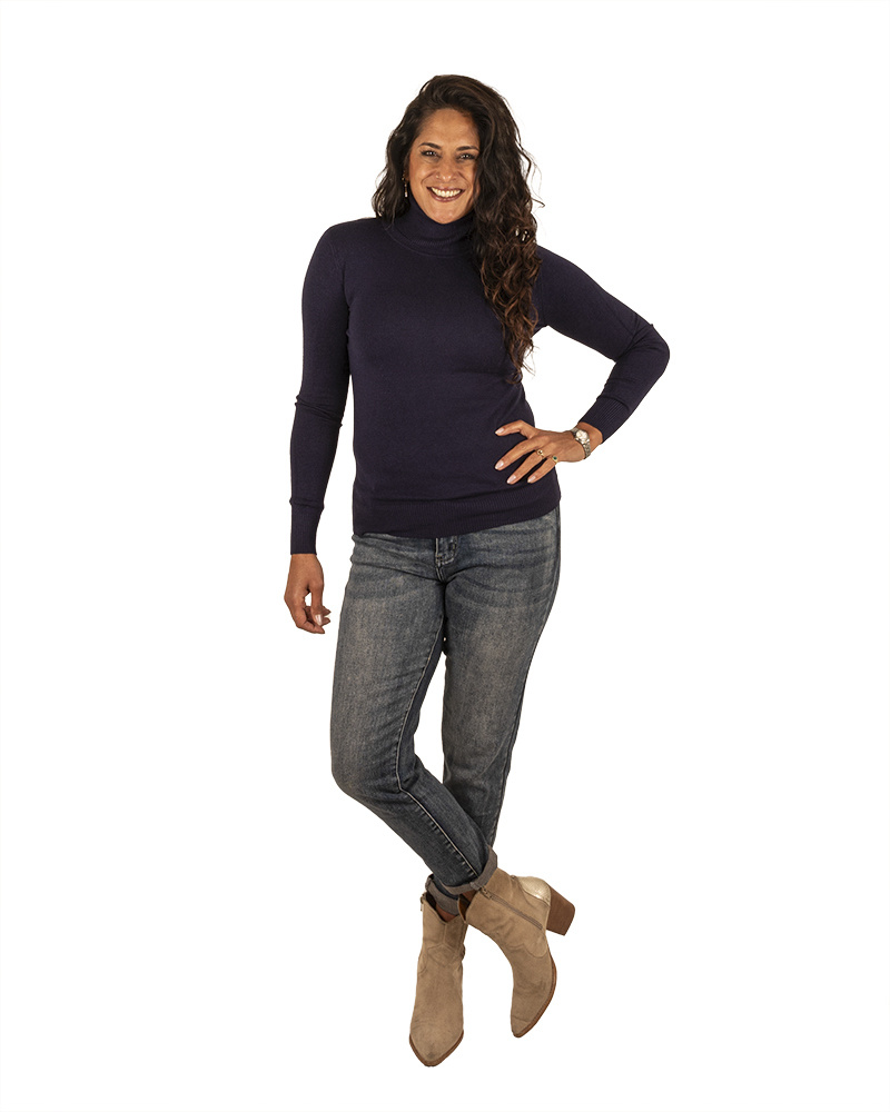 Donkerblauwe fijngebreide trui met col van CC Fashion - Afbeelding 2