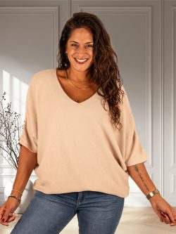 Beige trui vleermuismouw van Triple Nine