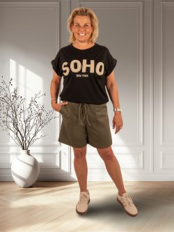 Legergroene short van Gemma Ricceri