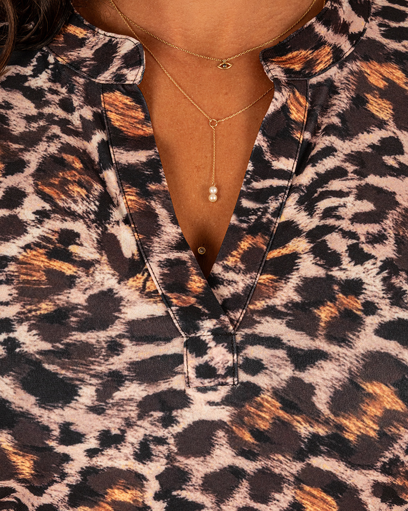 Beige/zwart panterprint travelstof jurk/tuniek van Angelle Milan - Afbeelding 4