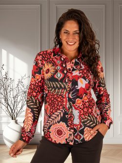 Zwart/rood print travelstof blouse van Angelle Milan