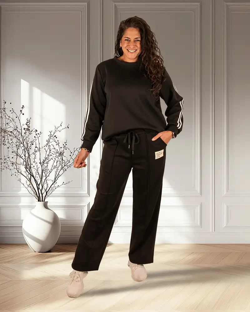 Zwart joggingpak met witte bies van El-Vita - Afbeelding 2