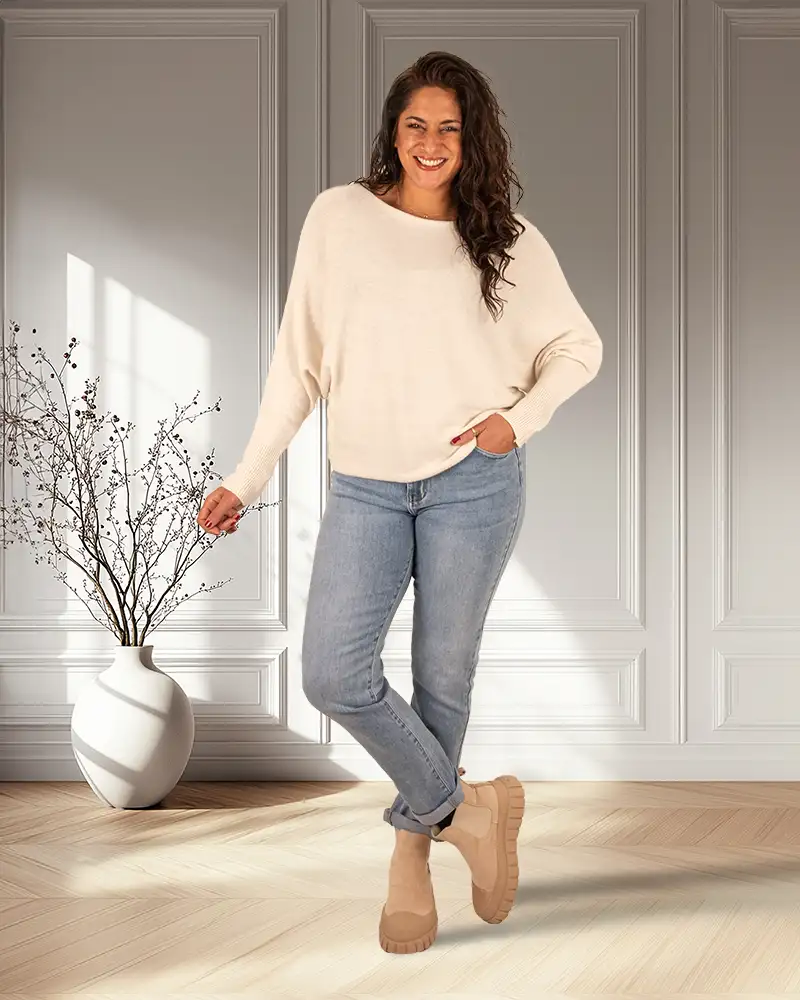 Lichtbeige trui met vleermuismouw van Gemma Ricceri - Afbeelding 2