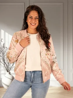 Oudroze flowerprint bomberjack met strass van Lamiar