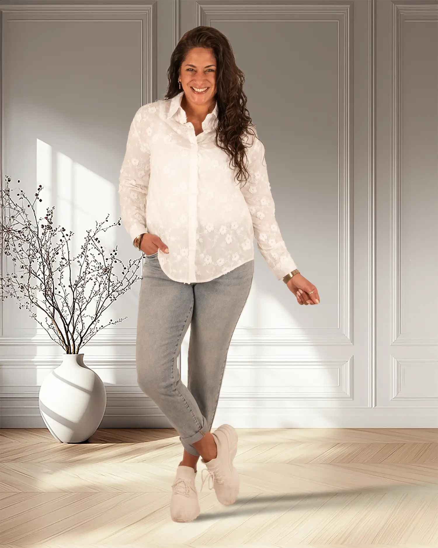 Witte blouse bloemen van By Clara - Afbeelding 2