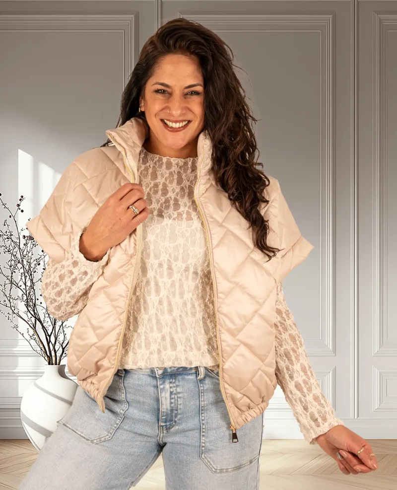 Beige bodywarmer met korte mouw van El-Vita