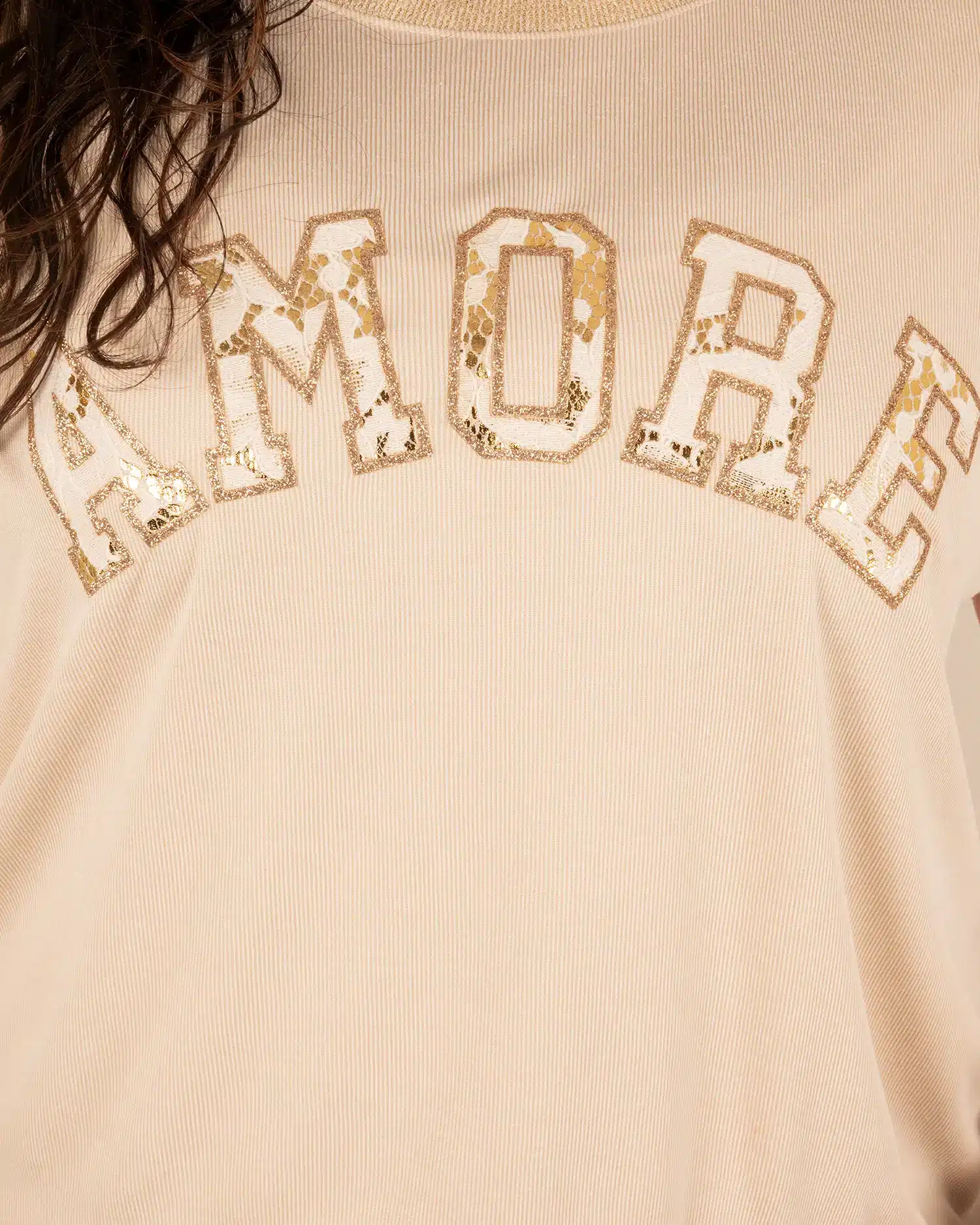 Beige T-shirt "Amore" van Gemma Ricceri - Afbeelding 3