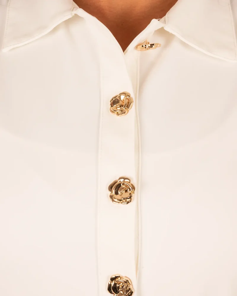 Off-white mouwloze travelstof blouse van Triple Nine - Afbeelding 4