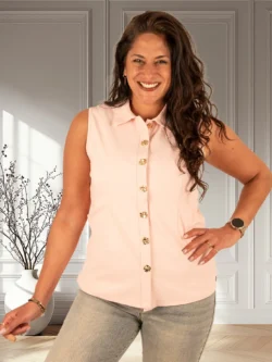 Poeder roze mouwloze travelstof blouse van Triple Nine