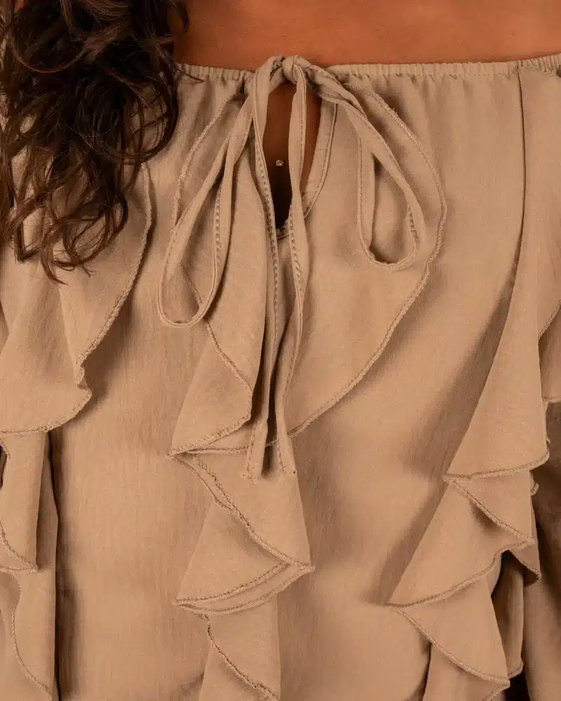 Taupe top met froezels van Italy Moda - Afbeelding 4