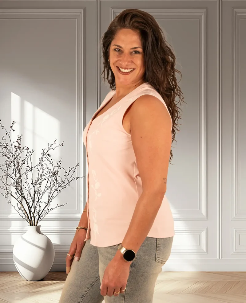 Poeder roze mouwloze travelstof blouse/gilet borduur van Triple Nine - Afbeelding 3