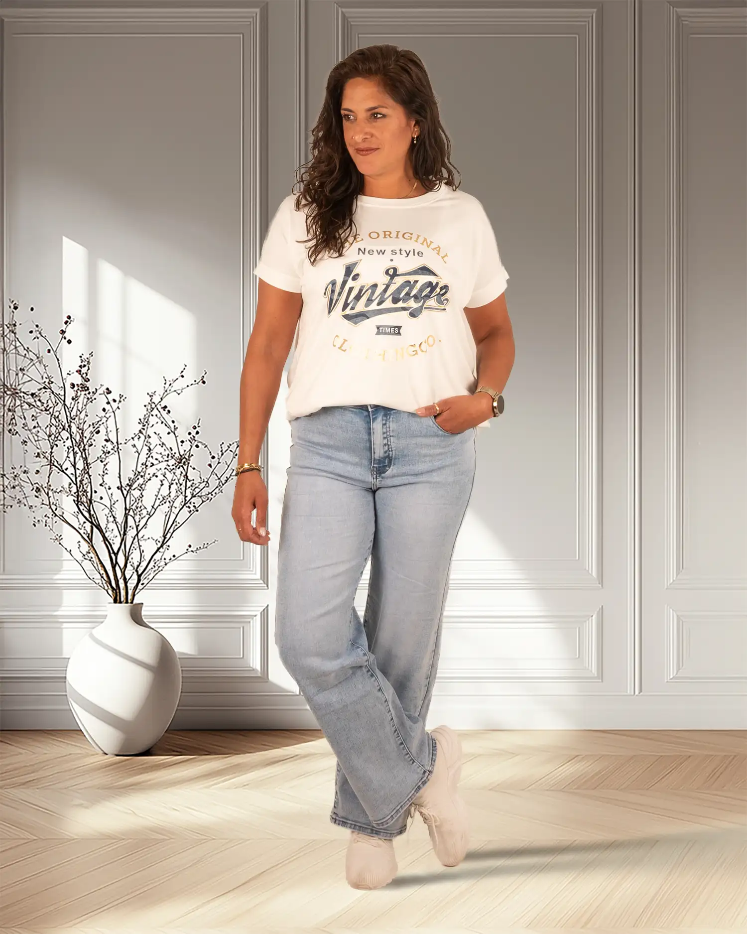 Off-white shirt blauwe "Vintage"print van Chastar - Afbeelding 2