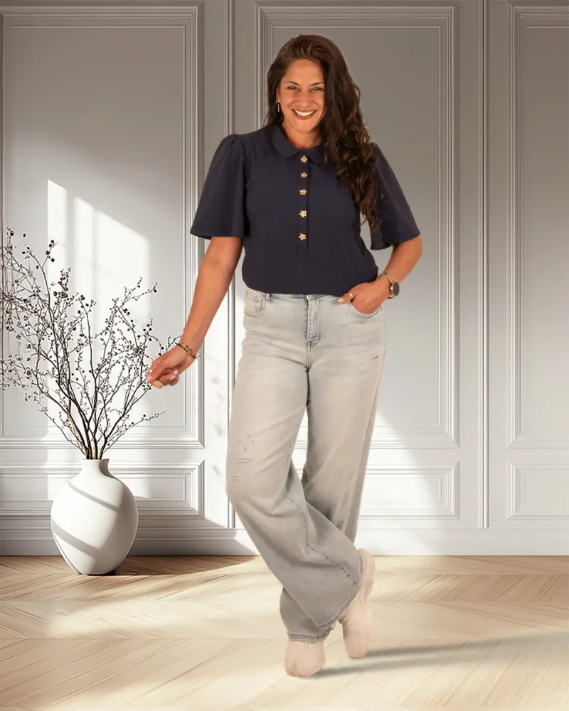 Donkerblauwe travelstof poloblouse van Triple Nine - Afbeelding 2