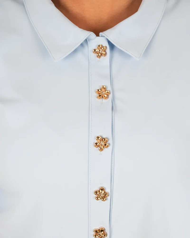 Lichtblauwe travelstof poloblouse van Triple Nine - Afbeelding 4