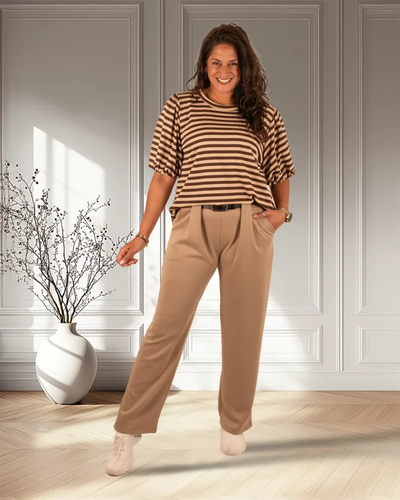 Camel jogpantalon met riem van El-Vita