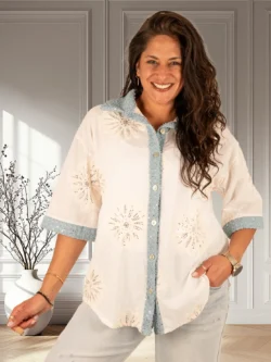 Off-white blouse jeans details van Camillia