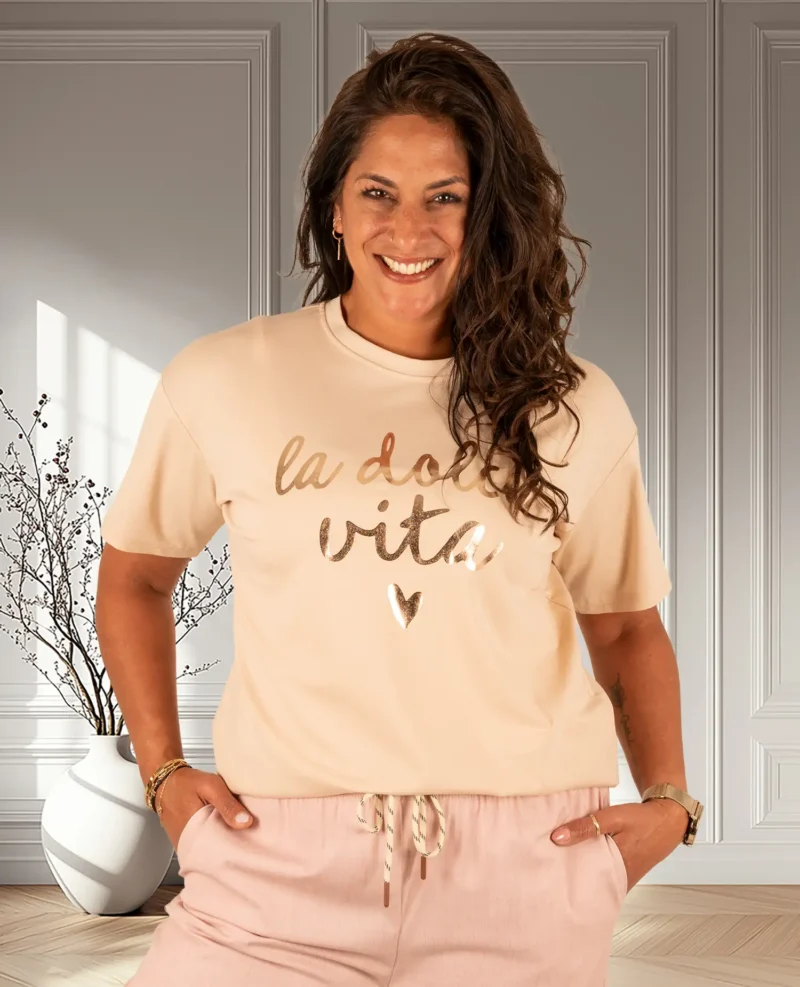 Beige shirt "La Dolce Vita" van Gemma Ricceri