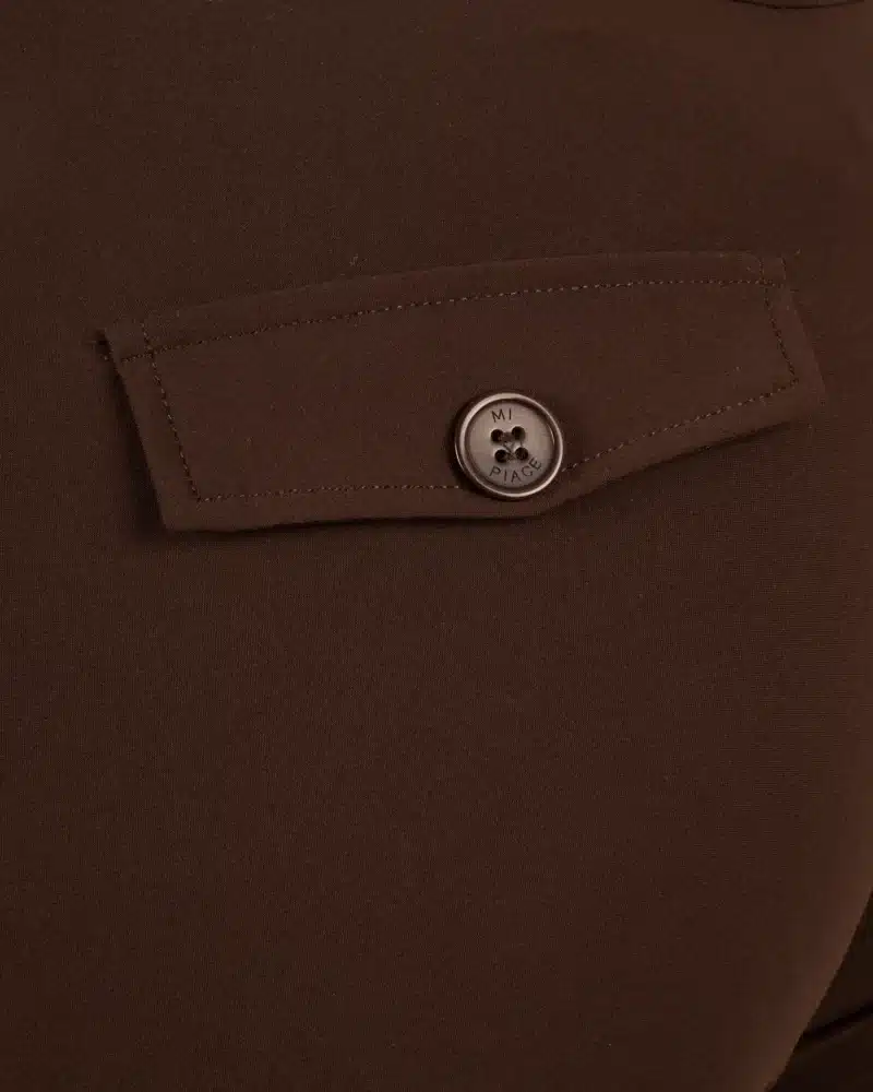 Donkerbruine travelstof short van Mi Piace - Afbeelding 6