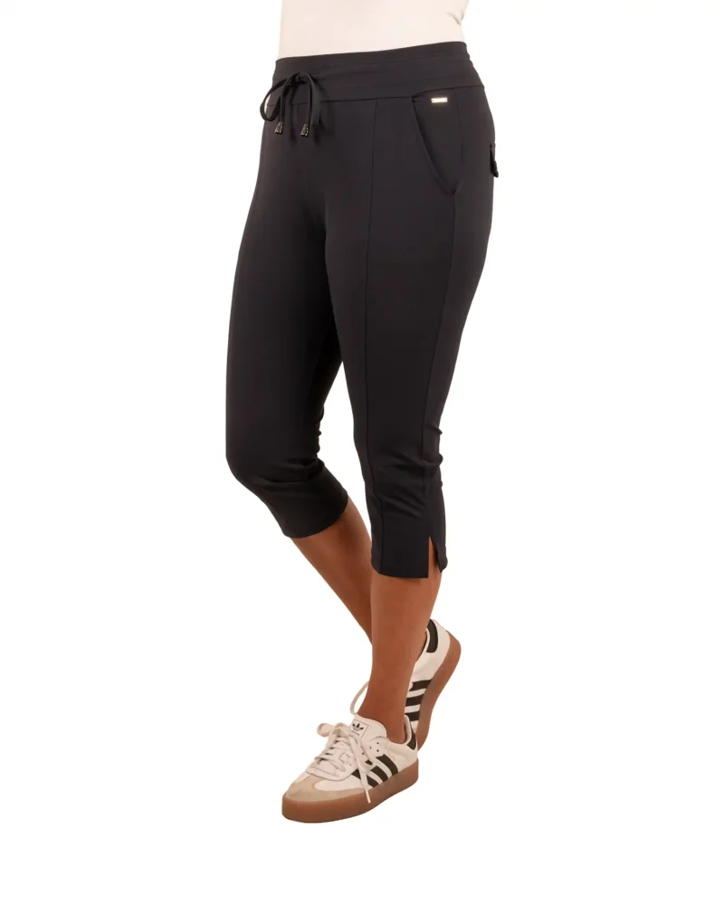 Donkerblauwe travelstof capribroek met splitje van Mi Piace - Afbeelding 2