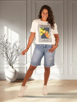 Blue destroyed baggy bermuda van Hello Miss