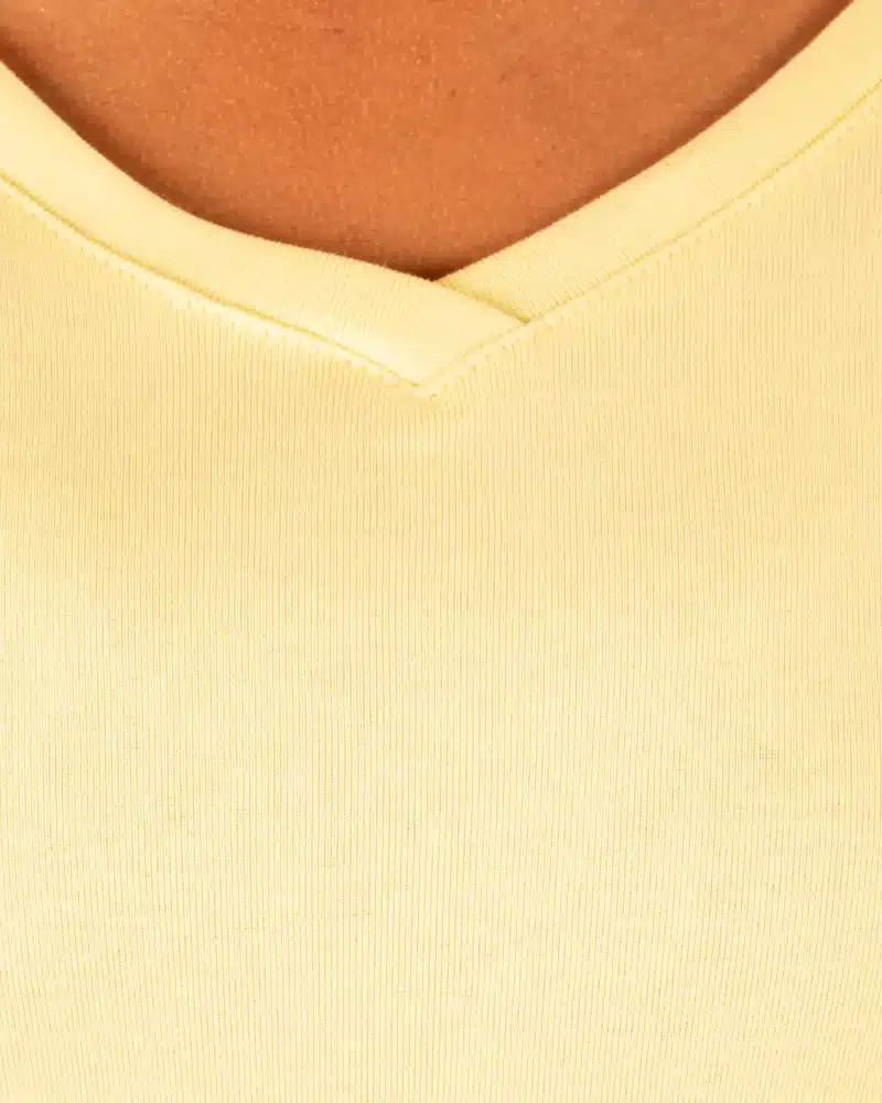 Geel basis shirt V-hals van Gemma Ricceri - Afbeelding 5