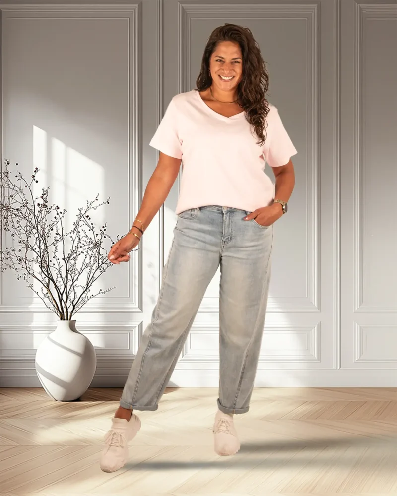 Lichtroze basis shirt V-hals van Gemma Ricceri - Afbeelding 2