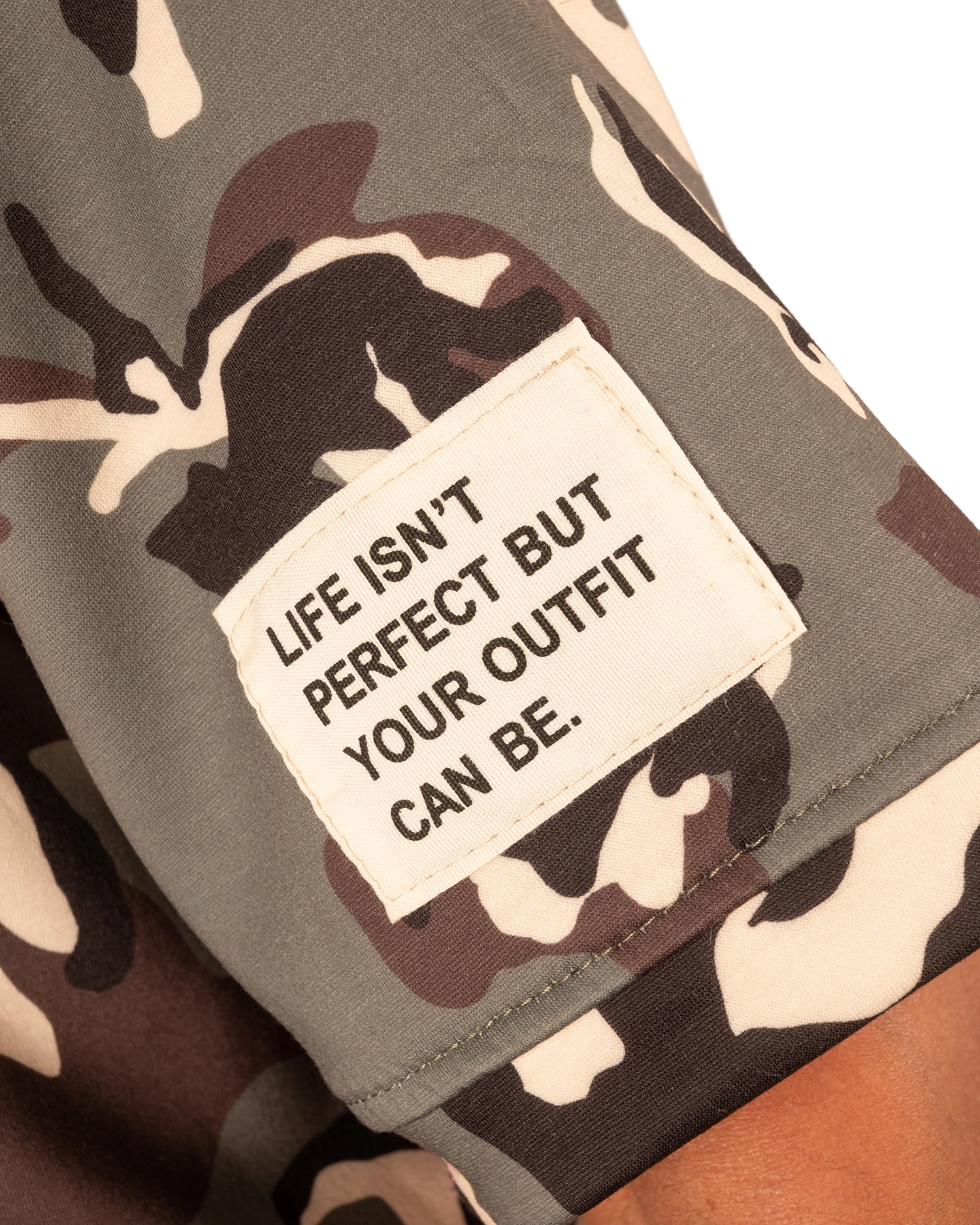 Camouflage print joggingpak kort van El-Vita - Afbeelding 3