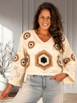 Beige korte gehaakte trui met figuren van Z-Studio