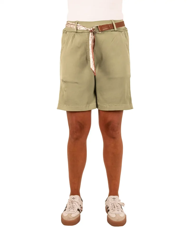 Groene silk look short van Gemma Ricceri - Afbeelding 4