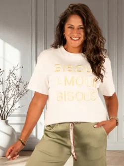 Off-white shirt gele "Bisous"print van Ambika