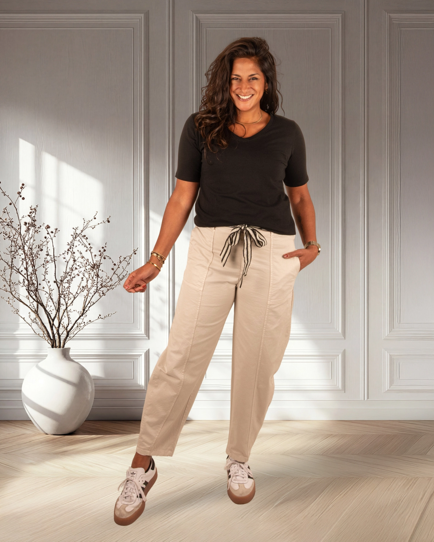 Donkerbeige barrel broek van Gemma Ricceri
