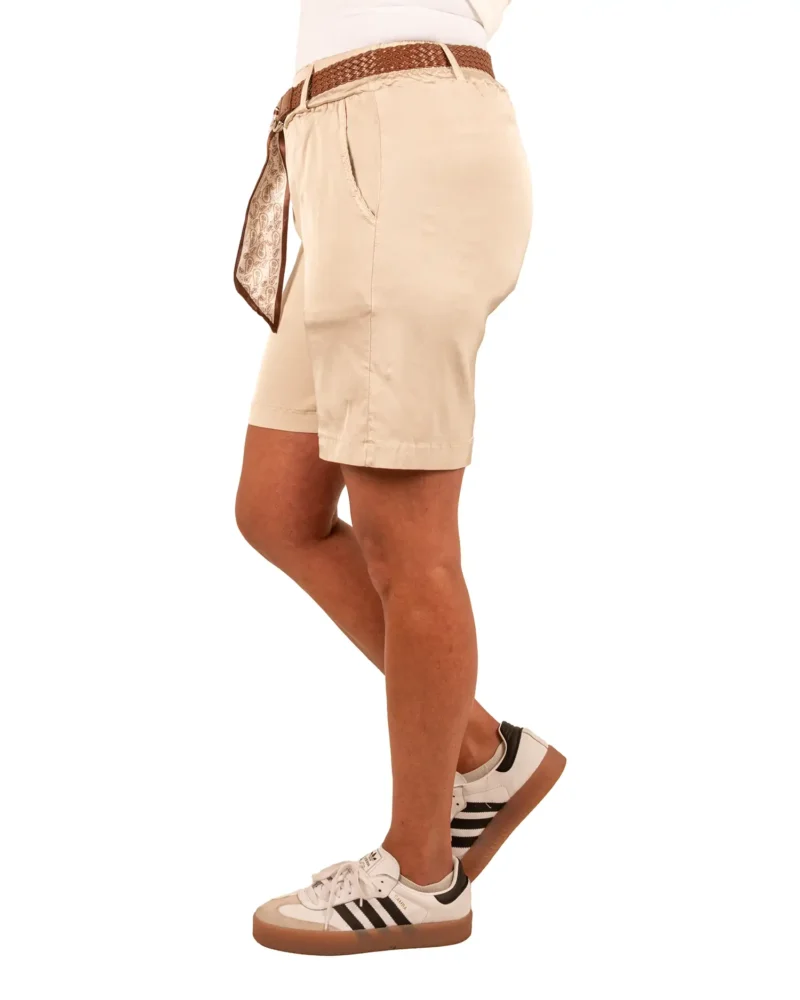 Beige silk look short van Gemma Ricceri - Afbeelding 3