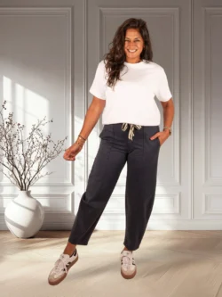 Donkerblauwe barrel broek van Gemma Ricceri
